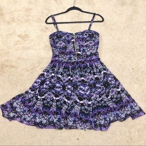 NWOT Guess Convertible Strap Dress